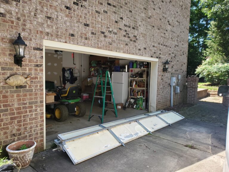 Why Homeowners in Charlotte Choose Quick Fix Garage Door Service for Repairs