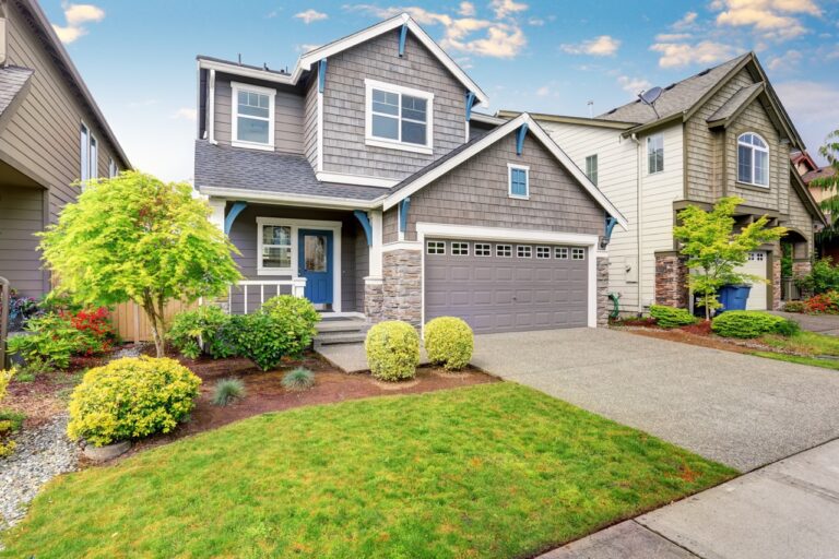 Emergency Garage Door Repair in Charlotte: What to Do When Your Door Won’t Open
