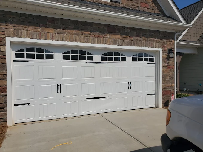 Top Signs You Need Garage Door Repair in Charlotte Before It’s Too Late